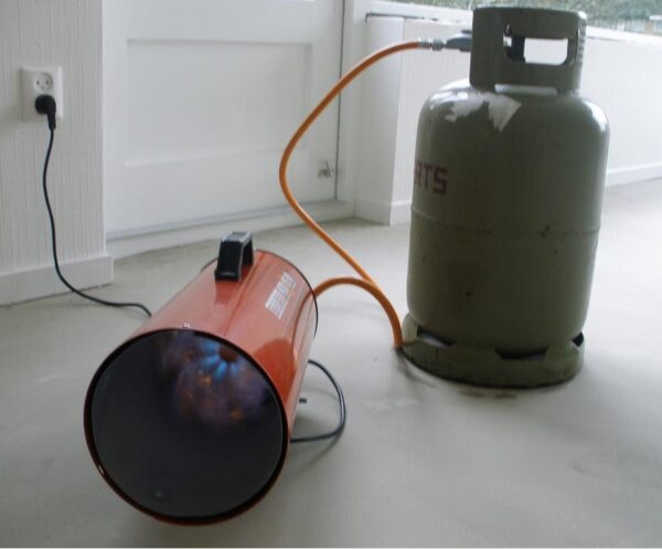 Heteluchtkanon met thermostaat 50 kW