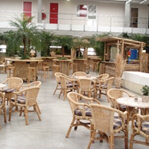Rotan zithoek tafel met 6 stoelen incl. kussens