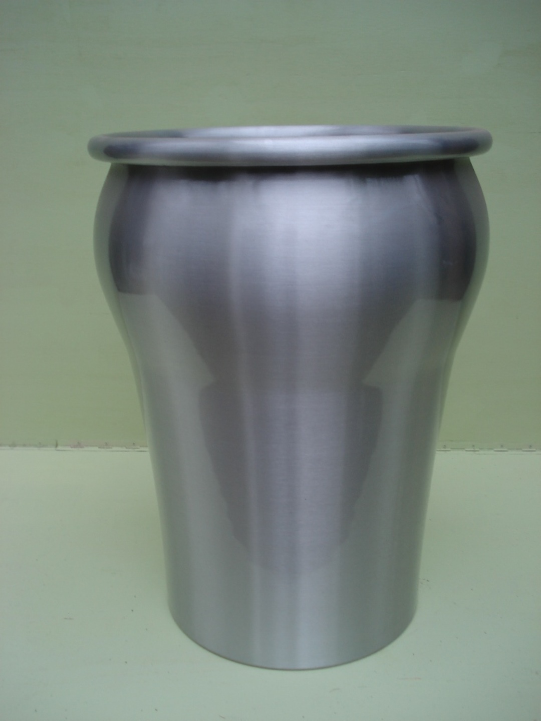 Eclipse aluminium 65 cm 88 cm hoog potmaat 34